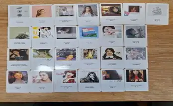 아이유 공식 포토카드 앨범 정품 - 버전 하나, 팔레트